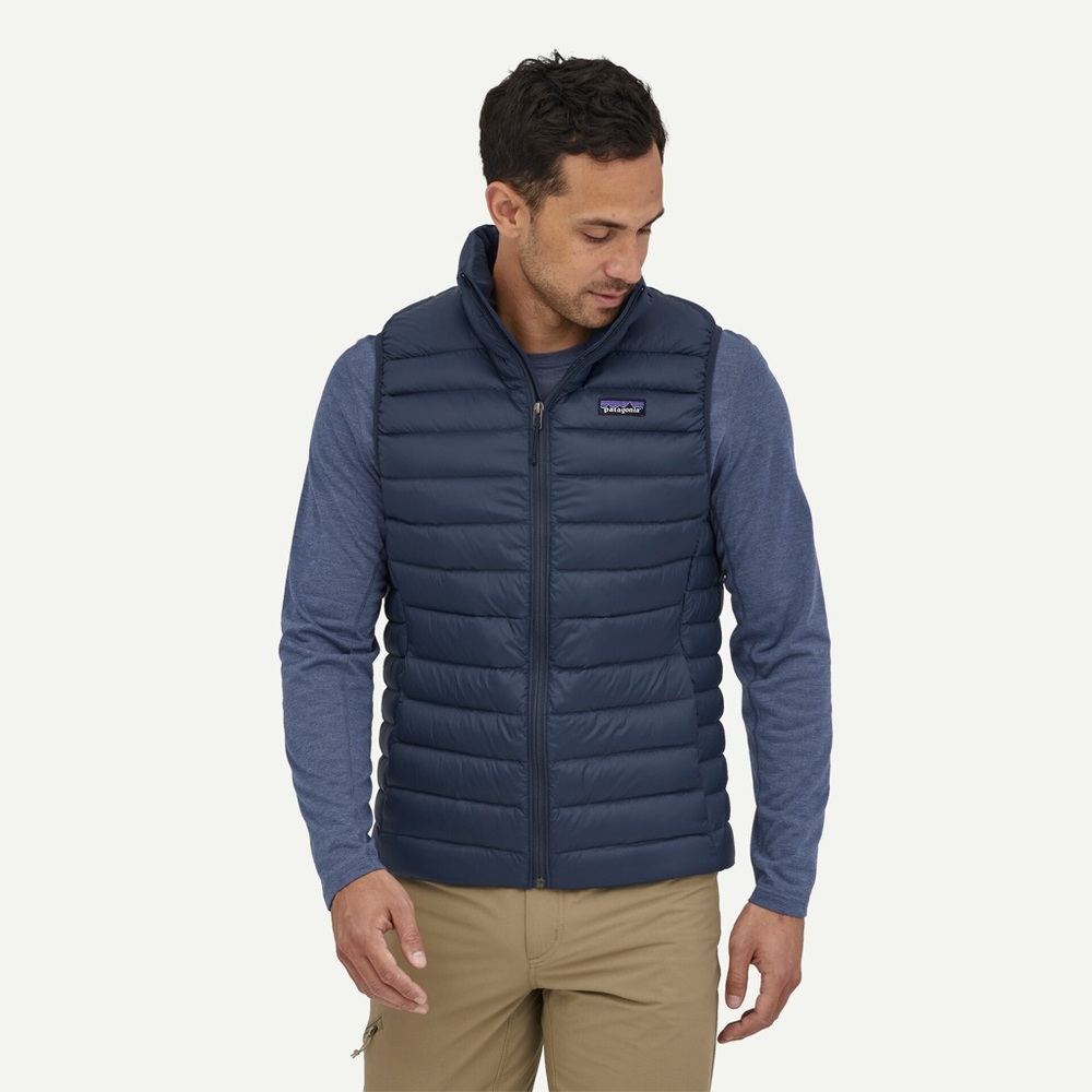 Patagonia Men's Navy Down Puffer Vest - Size Medium
